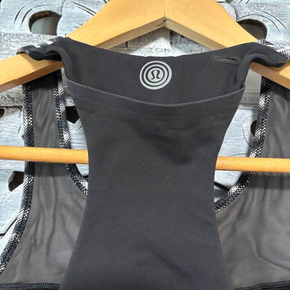 Lululemon Pace Perfect Sports Bra Seawheeze Limited Edition Black/White - Picture 5 of 8